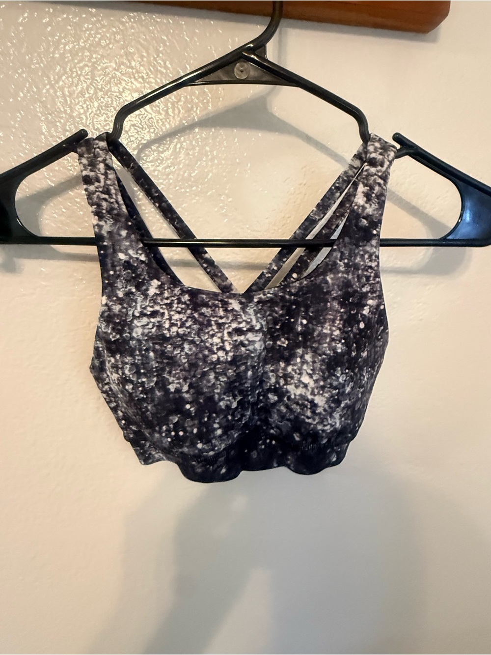 Lululemon Women’s Black & White Tie-Dye Comfort Bralette